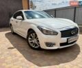 Белый Инфинити Q70, объемом двигателя 2.5 л и пробегом 192 тыс. км за 18000 $, фото 1 на Automoto.ua