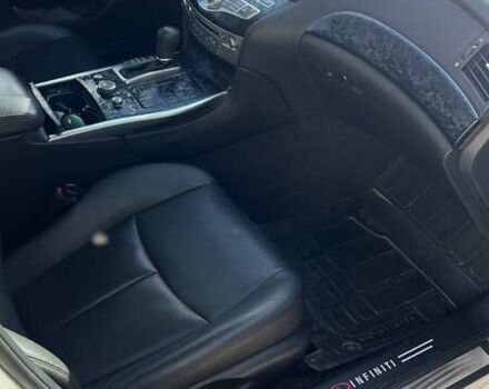 Белый Инфинити Q70, объемом двигателя 2.5 л и пробегом 68 тыс. км за 24000 $, фото 19 на Automoto.ua