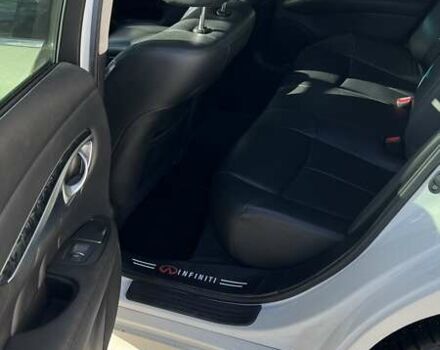 Белый Инфинити Q70, объемом двигателя 2.5 л и пробегом 68 тыс. км за 24000 $, фото 15 на Automoto.ua
