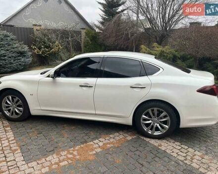 Белый Инфинити Q70, объемом двигателя 2.5 л и пробегом 68 тыс. км за 24000 $, фото 9 на Automoto.ua