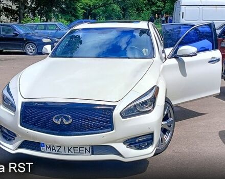 Белый Инфинити Q70, объемом двигателя 3.7 л и пробегом 80 тыс. км за 16700 $, фото 2 на Automoto.ua