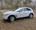 Белый Инфинити Q70, объемом двигателя 3 л и пробегом 230 тыс. км за 19000 $, фото 2 на Automoto.ua