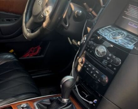 Белый Инфинити Q70, объемом двигателя 3.7 л и пробегом 120 тыс. км за 25777 $, фото 7 на Automoto.ua