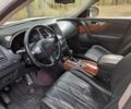Белый Инфинити Q70, объемом двигателя 3 л и пробегом 230 тыс. км за 19000 $, фото 5 на Automoto.ua