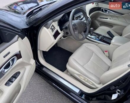 Черный Инфинити Q70, объемом двигателя 3.7 л и пробегом 262 тыс. км за 12700 $, фото 29 на Automoto.ua