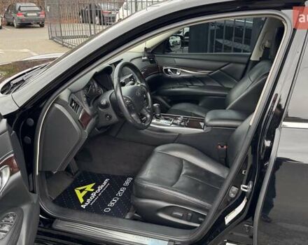 Чорний Інфініті Q70, об'ємом двигуна 3.7 л та пробігом 111 тис. км за 14900 $, фото 22 на Automoto.ua