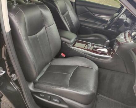 Черный Инфинити Q70, объемом двигателя 2.14 л и пробегом 300 тыс. км за 15700 $, фото 16 на Automoto.ua