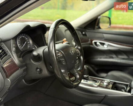 Черный Инфинити Q70, объемом двигателя 2.14 л и пробегом 205 тыс. км за 14900 $, фото 12 на Automoto.ua