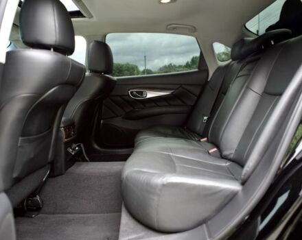 Чорний Інфініті Q70, об'ємом двигуна 3.7 л та пробігом 99 тис. км за 16900 $, фото 20 на Automoto.ua