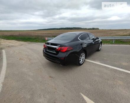 Черный Инфинити Q70, объемом двигателя 2.14 л и пробегом 300 тыс. км за 15700 $, фото 6 на Automoto.ua