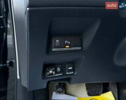 Черный Инфинити Q70, объемом двигателя 2.5 л и пробегом 102 тыс. км за 19000 $, фото 11 на Automoto.ua