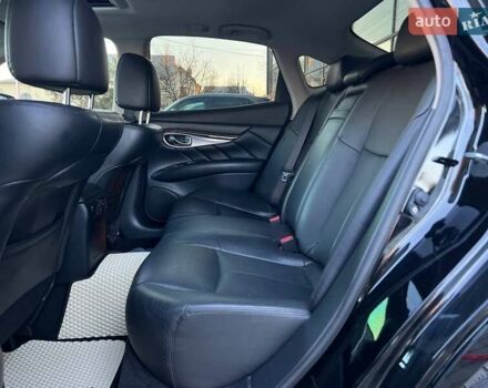 Черный Инфинити Q70, объемом двигателя 2.5 л и пробегом 102 тыс. км за 19000 $, фото 22 на Automoto.ua