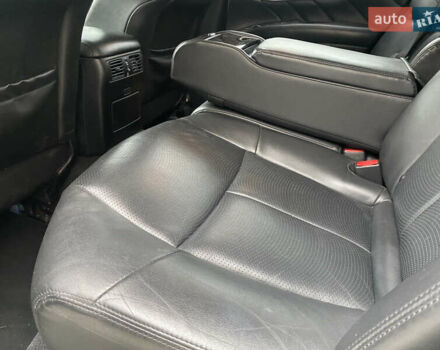 Черный Инфинити Q70, объемом двигателя 3.7 л и пробегом 230 тыс. км за 23500 $, фото 18 на Automoto.ua