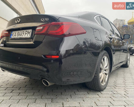 Черный Инфинити Q70, объемом двигателя 3.7 л и пробегом 230 тыс. км за 23500 $, фото 10 на Automoto.ua