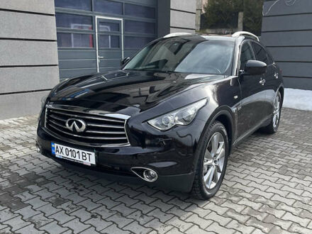 Інфініті Q70 2014 у Яремче на Automoto.ua Чорний Інфініті Q70, об'ємом двигуна 3 л та пробігом 99 тис. км за 21500 $, фото 1 на Automoto.ua
