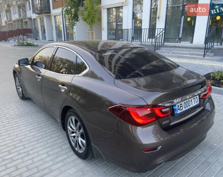 Коричневый Инфинити Q70, объемом двигателя 3.7 л и пробегом 190 тыс. км за 22000 $, фото 2 на Automoto.ua