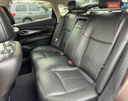 Коричневий Інфініті Q70, об'ємом двигуна 2.5 л та пробігом 146 тис. км за 23990 $, фото 8 на Automoto.ua