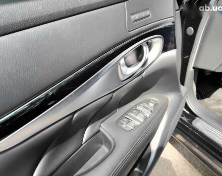 Інфініті Q70, об'ємом двигуна 3.7 л та пробігом 208 тис. км за 14990 $, фото 29 на Automoto.ua