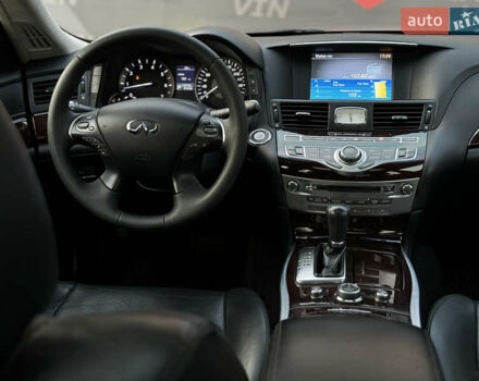 Серый Инфинити Q70, объемом двигателя 3 л и пробегом 189 тыс. км за 23700 $, фото 53 на Automoto.ua