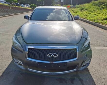 Серый Инфинити Q70, объемом двигателя 3 л и пробегом 215 тыс. км за 3100 $, фото 1 на Automoto.ua