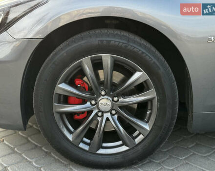 Серый Инфинити Q70, объемом двигателя 3 л и пробегом 189 тыс. км за 23700 $, фото 13 на Automoto.ua