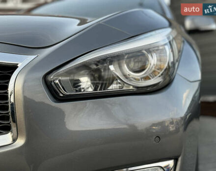 Серый Инфинити Q70, объемом двигателя 3 л и пробегом 189 тыс. км за 23700 $, фото 8 на Automoto.ua