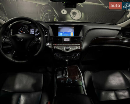 Серый Инфинити Q70, объемом двигателя 2.99 л и пробегом 192 тыс. км за 21999 $, фото 37 на Automoto.ua