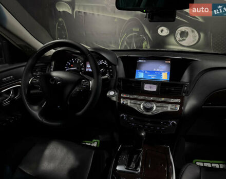 Серый Инфинити Q70, объемом двигателя 2.99 л и пробегом 192 тыс. км за 21999 $, фото 36 на Automoto.ua