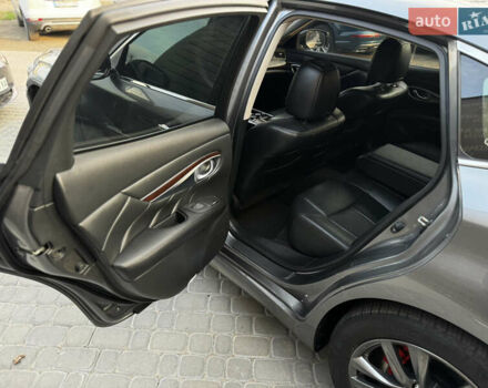 Серый Инфинити Q70, объемом двигателя 3 л и пробегом 189 тыс. км за 23700 $, фото 50 на Automoto.ua