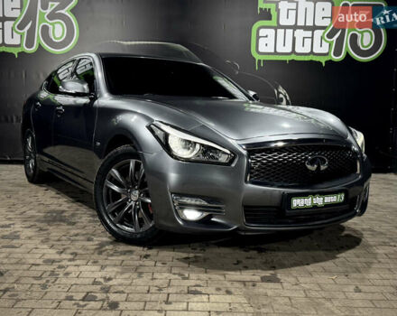 Серый Инфинити Q70, объемом двигателя 2.99 л и пробегом 192 тыс. км за 21999 $, фото 4 на Automoto.ua