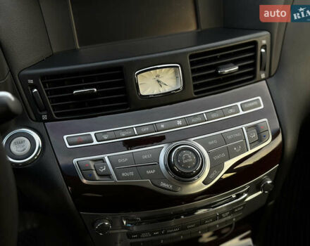 Серый Инфинити Q70, объемом двигателя 3 л и пробегом 189 тыс. км за 23700 $, фото 80 на Automoto.ua