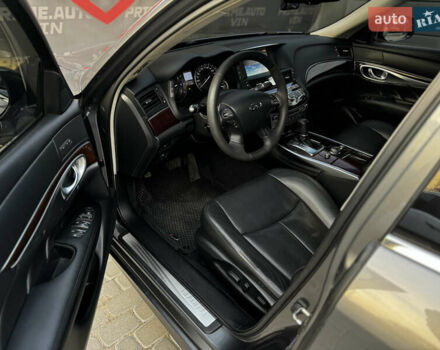 Серый Инфинити Q70, объемом двигателя 3 л и пробегом 189 тыс. км за 23700 $, фото 60 на Automoto.ua