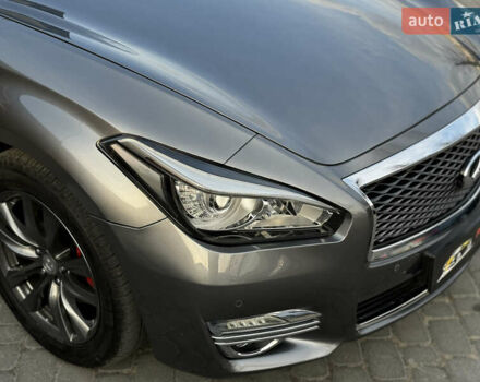 Серый Инфинити Q70, объемом двигателя 3 л и пробегом 189 тыс. км за 23700 $, фото 5 на Automoto.ua