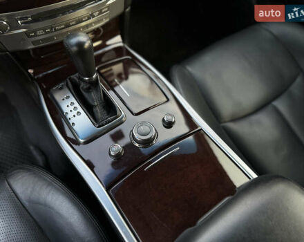 Серый Инфинити Q70, объемом двигателя 3 л и пробегом 189 тыс. км за 23700 $, фото 76 на Automoto.ua