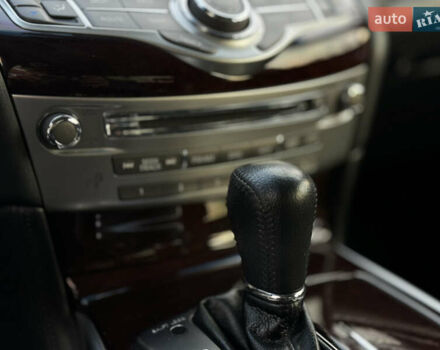 Серый Инфинити Q70, объемом двигателя 3 л и пробегом 189 тыс. км за 23700 $, фото 78 на Automoto.ua