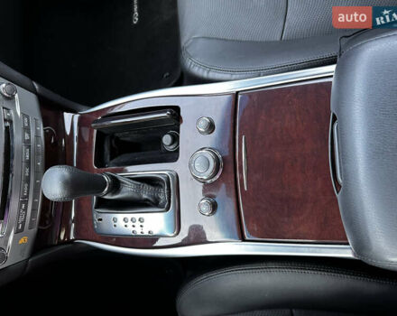 Серый Инфинити Q70, объемом двигателя 3.7 л и пробегом 110 тыс. км за 21500 $, фото 13 на Automoto.ua