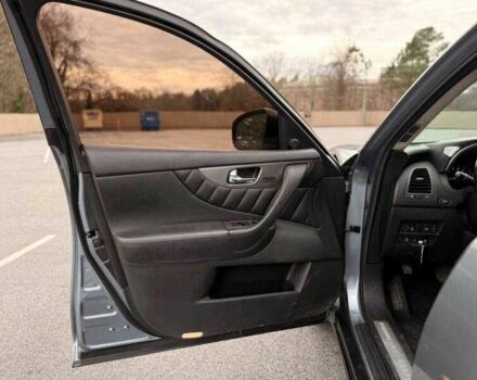 Серый Инфинити Q70, объемом двигателя 3.7 л и пробегом 41 тыс. км за 3400 $, фото 8 на Automoto.ua