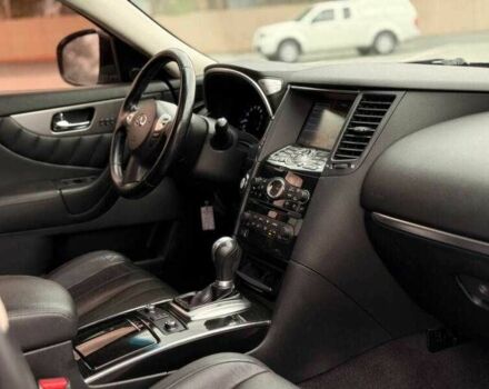 Серый Инфинити Q70, объемом двигателя 3.7 л и пробегом 41 тыс. км за 3400 $, фото 15 на Automoto.ua