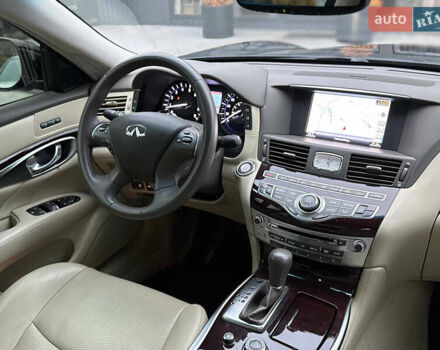 Синій Інфініті Q70, об'ємом двигуна 3.7 л та пробігом 91 тис. км за 15300 $, фото 7 на Automoto.ua