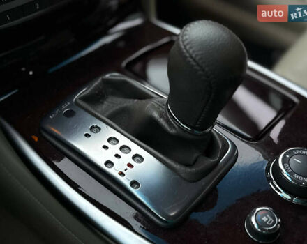 Синій Інфініті Q70, об'ємом двигуна 3.7 л та пробігом 91 тис. км за 15300 $, фото 17 на Automoto.ua