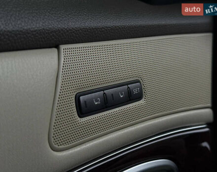 Синій Інфініті Q70, об'ємом двигуна 3.7 л та пробігом 91 тис. км за 15300 $, фото 20 на Automoto.ua