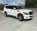 Белый Инфинити КХ, объемом двигателя 5.55 л и пробегом 160 тыс. км за 25500 $, фото 1 на Automoto.ua