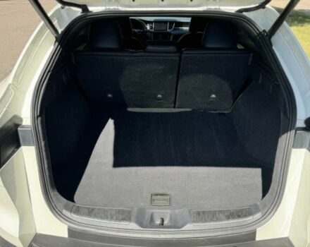 Білий Інфініті КХ, об'ємом двигуна 2 л та пробігом 21 тис. км за 11700 $, фото 11 на Automoto.ua