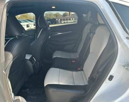 Белый Инфинити КХ, объемом двигателя 2 л и пробегом 21 тыс. км за 11800 $, фото 13 на Automoto.ua