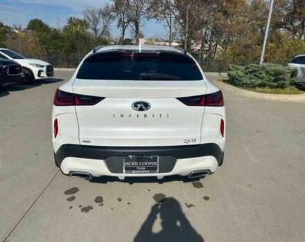 Белый Инфинити КХ, объемом двигателя 2 л и пробегом 21 тыс. км за 11800 $, фото 2 на Automoto.ua