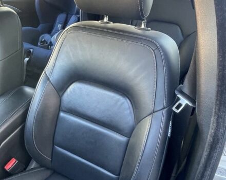 Белый Инфинити QX30, объемом двигателя 2 л и пробегом 77 тыс. км за 18300 $, фото 7 на Automoto.ua