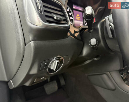 Белый Инфинити QX30, объемом двигателя 1.99 л и пробегом 74 тыс. км за 20900 $, фото 14 на Automoto.ua