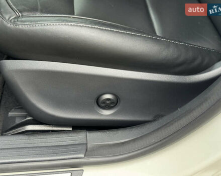 Белый Инфинити QX30, объемом двигателя 2 л и пробегом 87 тыс. км за 18199 $, фото 14 на Automoto.ua