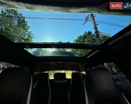 Белый Инфинити QX30, объемом двигателя 1.99 л и пробегом 48 тыс. км за 22700 $, фото 19 на Automoto.ua