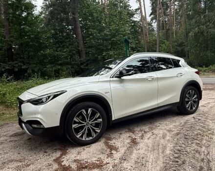 Білий Інфініті QX30, об'ємом двигуна 1.99 л та пробігом 113 тис. км за 19000 $, фото 2 на Automoto.ua